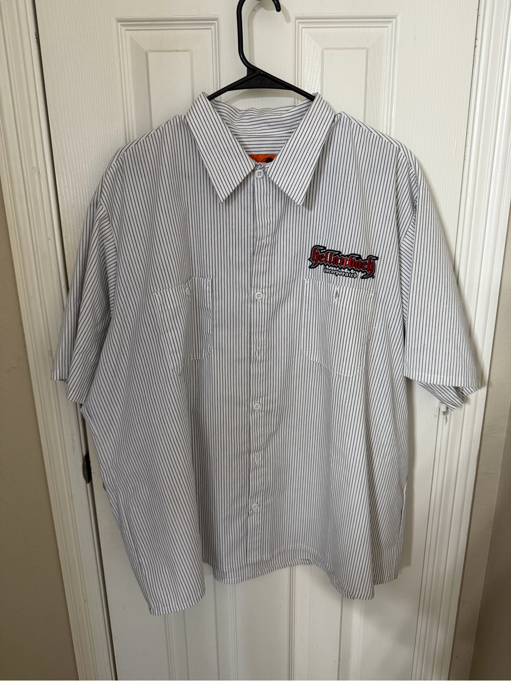 Men's Short-Sleeve Pinstripe Button-Down Shirt in White and Black